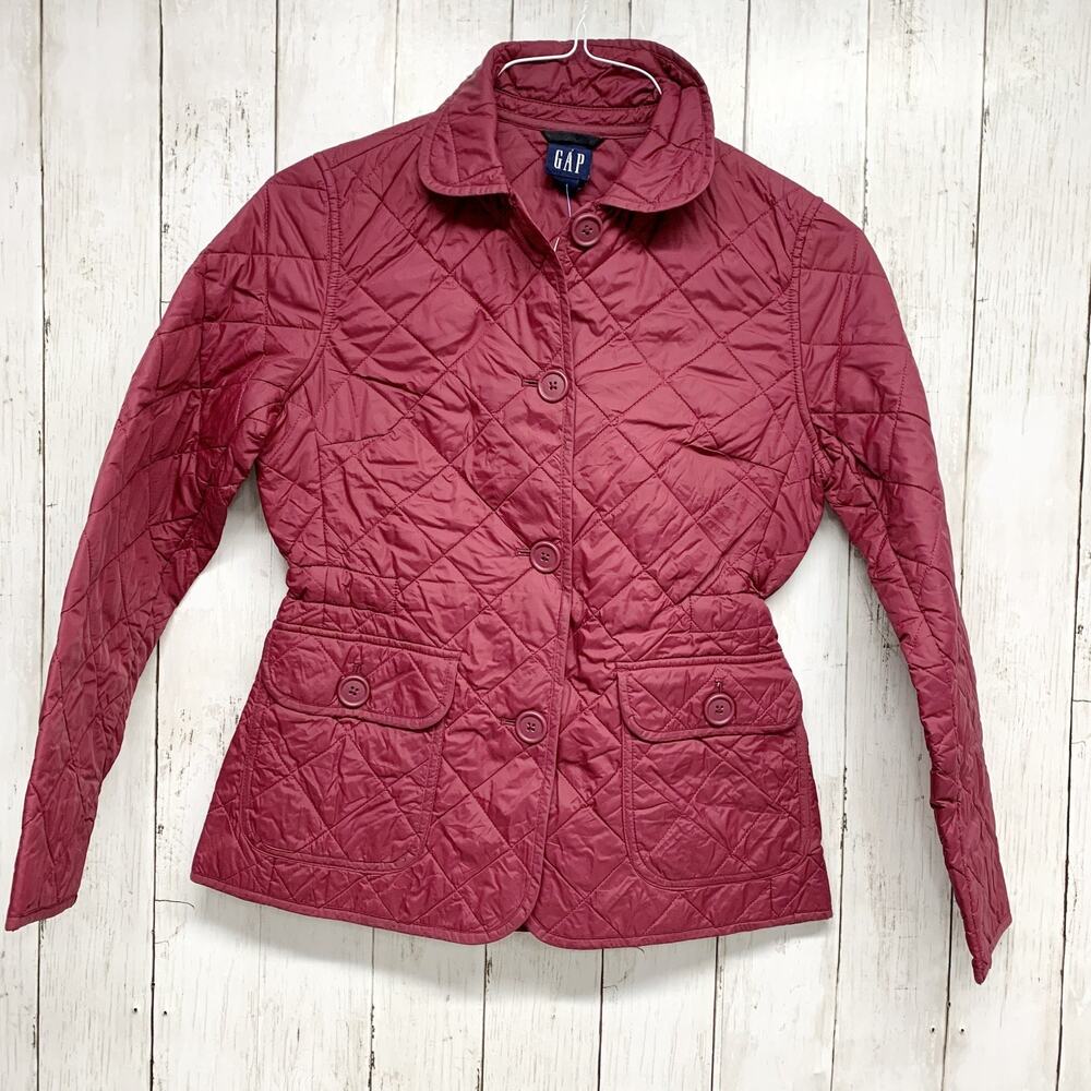 GAP Jacketâ Women Size XS Red Quilted Collared Button Down Long Sleeve Pockets
